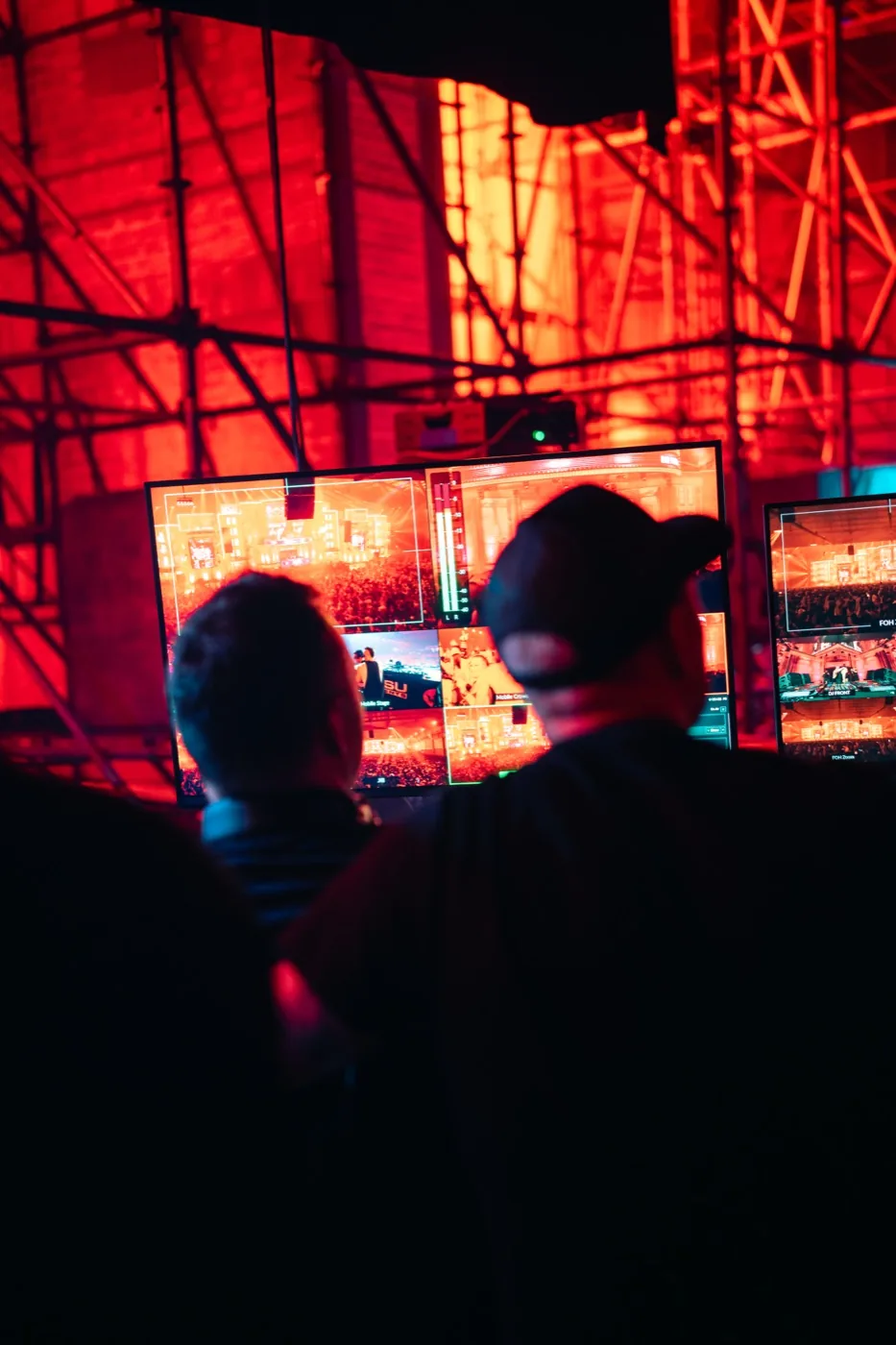 Multi-camera monitoring at a festival, The M1 Group