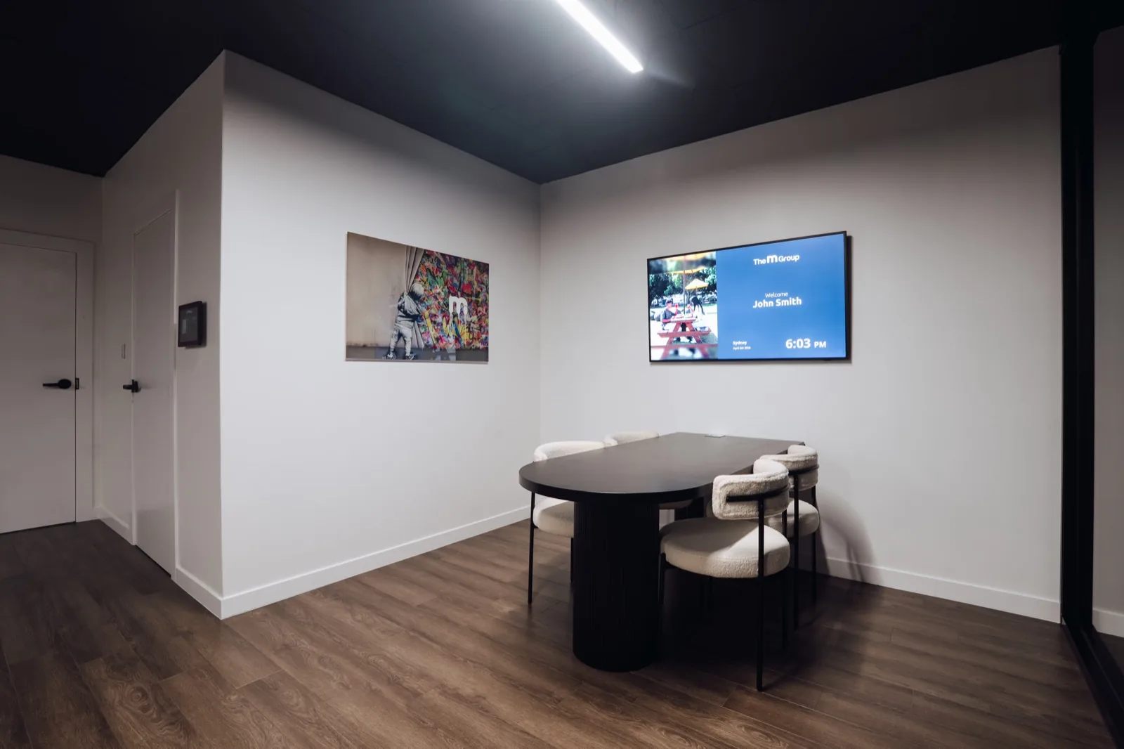 Meeting table and display screen